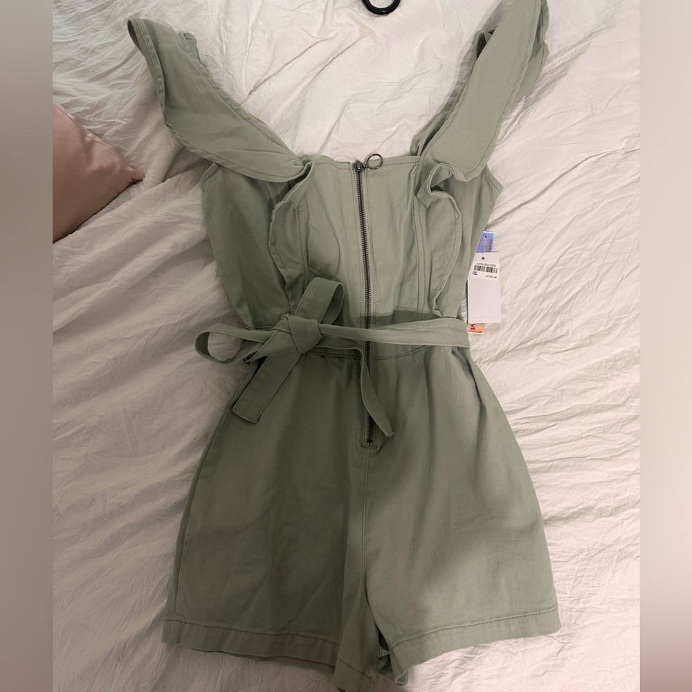 Tinseltown Ruffled Romper - Picture 1 of 5